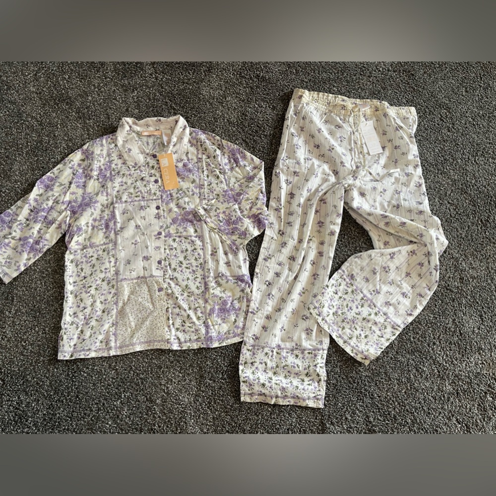 LA Cera Pajamas - Medium